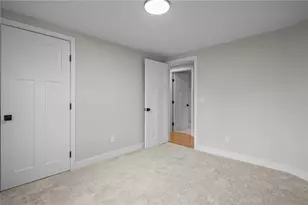 34 Buckley Ave, West Warwick, RI 02893 - Photo 27