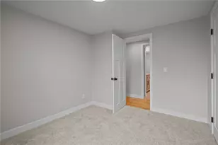 34 Buckley Ave, West Warwick, RI 02893 - Photo 25