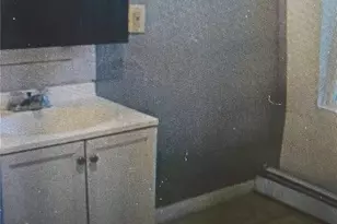 654 Cranston St, Providence, RI 02907 - Photo 15