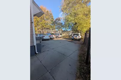 654 Cranston Street, Providence, RI 02907 - Photo 23