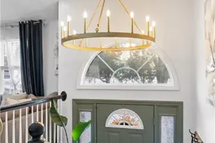 54 Centracchio St, West Warwick, RI 02893 - Photo 5