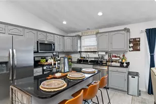 54 Centracchio St, West Warwick, RI 02893 - Photo 7