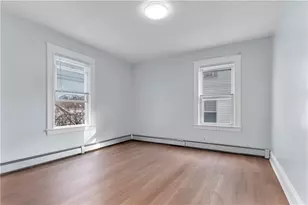 135 Illinois St, Central Falls, RI 02863 - Photo 19