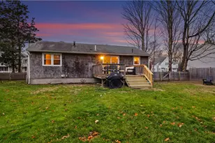 82 Primrose Dr, Warwick, RI 02818 - Photo 27