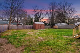 82 Primrose Dr, Warwick, RI 02818 - Photo 29