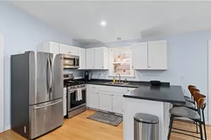 82 Primrose Dr, Warwick, RI 02818 - Photo 7