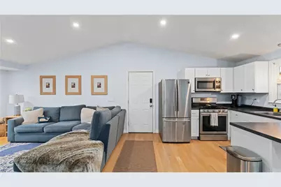 82 Primrose Drive, Warwick, RI 02818 - Photo 5