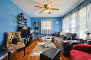 95 Mitris Blvd, Woonsocket, RI 02895 - Photo 17