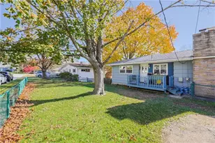 95 Mitris Blvd, Woonsocket, RI 02895 - Photo 37