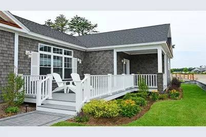 639 South Shore Village Boulevard #E30B, South Kingstown, RI 02879 - Photo 5