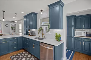 26 Keith Ave, Cranston, RI 02910 - Photo 5