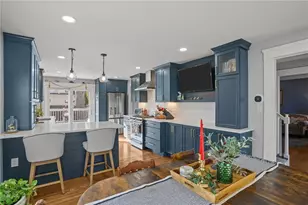 26 Keith Ave, Cranston, RI 02910 - Photo 9