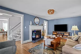 26 Keith Ave, Cranston, RI 02910 - Photo 13