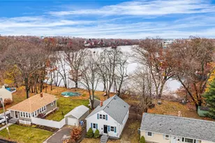 41 Gleason St, Cranston, RI 02910 - Photo 11