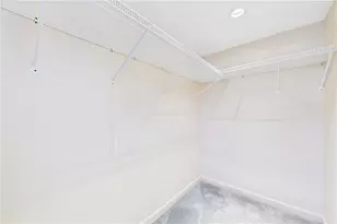 18 Glenwood Ave, Cranston, RI 02910 - Photo 25