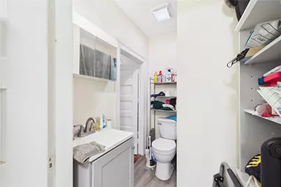 18 Glenwood Avenue, Cranston, RI 02910 - Photo 39