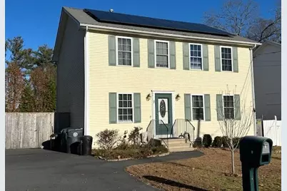 8 Byron Boulevard, Warwick, RI 02888 - Photo 3