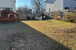 8 Byron Blvd, Warwick, RI 02888 - Photo 7