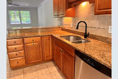 33 Starr Drive W, Narragansett, RI 02882 - Photo 5