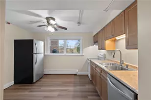 510 Child St, Warren, RI 02885 - Photo 3