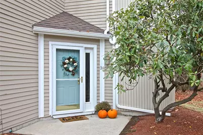 38 Lawton Brook Lane, Portsmouth, RI 02871 - Photo 5