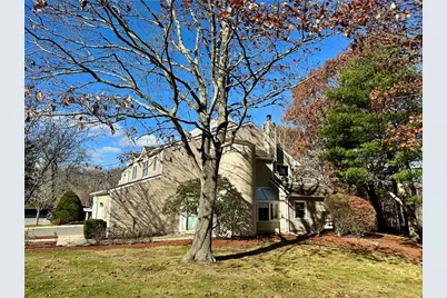 38 Lawton Brook Lane, Portsmouth, RI 02871 - Photo 3