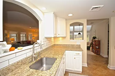 38 Lawton Brook Lane, Portsmouth, RI 02871 - Photo 17