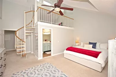 38 Lawton Brook Lane, Portsmouth, RI 02871 - Photo 35