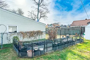 38 Bridgton Rd, Cranston, RI 02910 - Photo 35