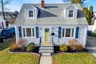 38 Bridgton Rd, Cranston, RI 02910 - Photo 3