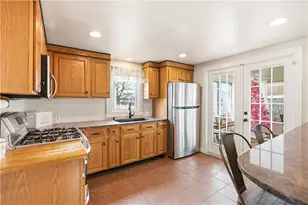 38 Bridgton Rd, Cranston, RI 02910 - Photo 25