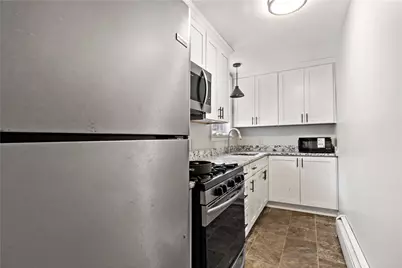 102 Francis Avenue, Pawtucket, RI 02860 - Photo 5