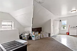 102 Francis Ave, Pawtucket, RI 02860 - Photo 33