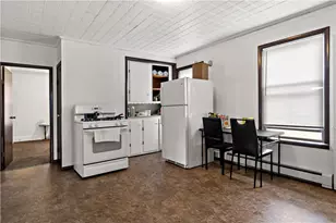 102 Francis Ave, Pawtucket, RI 02860 - Photo 21