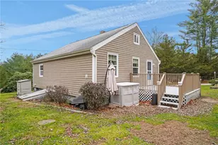 86 Laurel Ln, South Kingstown, RI 02892 - Photo 5