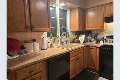 252 Gentian Avenue, North Providence, RI 02908 - Photo 23