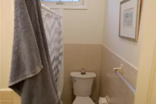 152 Woodbine St, Cranston, RI 02910 - Photo 9