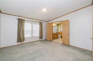 38 Hummingbird Ln, Tiverton, RI 02878 - Photo 29