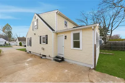 228 London Avenue, Pawtucket, RI 02861 - Photo 3