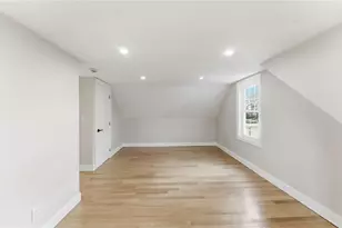 228 London Ave, Pawtucket, RI 02861 - Photo 29