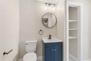 228 London Ave, Pawtucket, RI 02861 - Photo 17