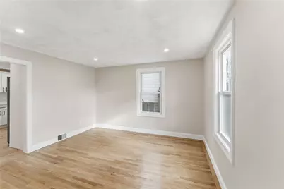 228 London Avenue, Pawtucket, RI 02861 - Photo 9