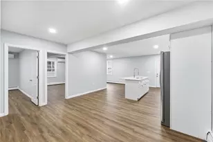 1060 Main St, West Warwick, RI 02893 - Photo 15