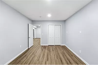 1060 Main Street, West Warwick, RI 02893 - Photo 9