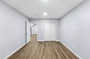 1060 Main St, West Warwick, RI 02893 - Photo 9