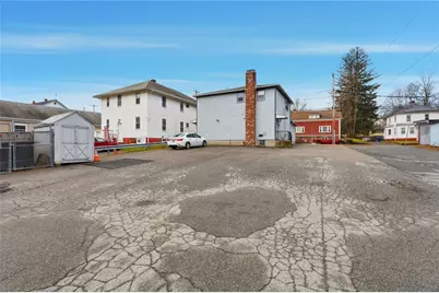 1060 Main Street, West Warwick, RI 02893 - Photo 3