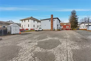 1060 Main St, West Warwick, RI 02893 - Photo 3