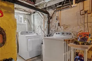 36 England St, Cumberland, RI 02864 - Photo 25