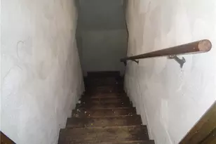 140 Lawrence St, Cranston, RI 02920 - Photo 17