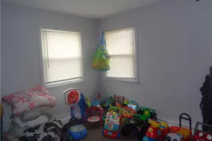 140 Lawrence St, Cranston, RI 02920 - Photo 15